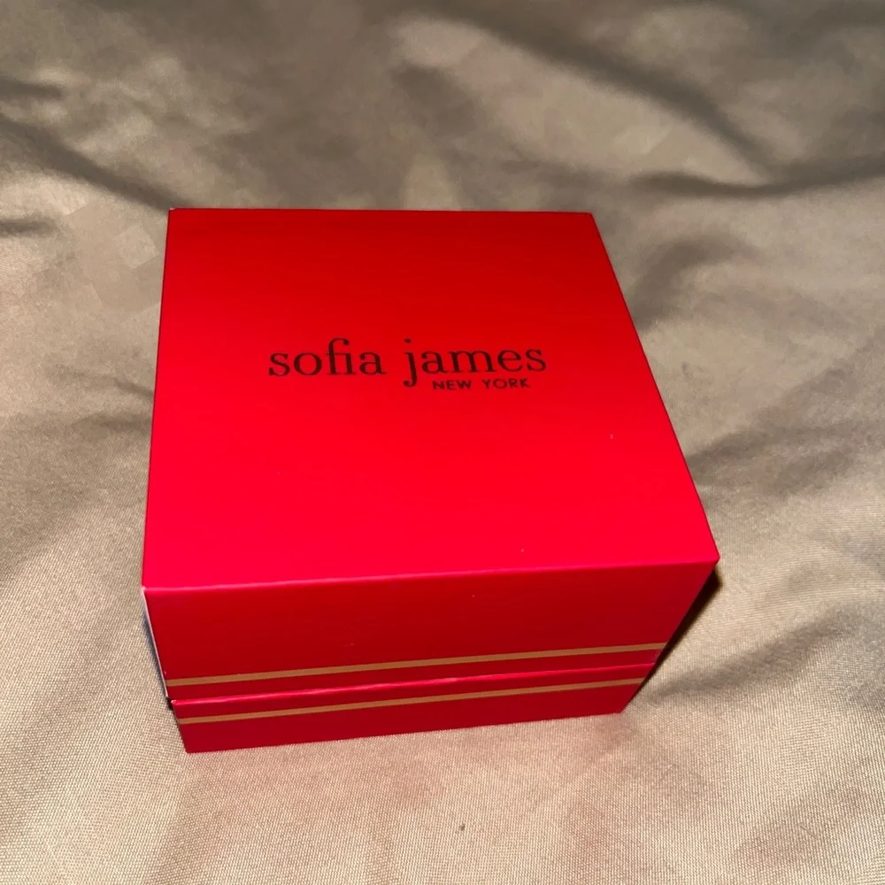 sofia james earrings - Picture 5 of 5